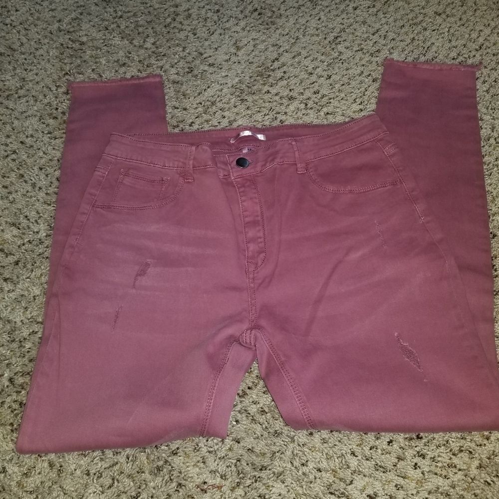 Destructed Skinny Jeans